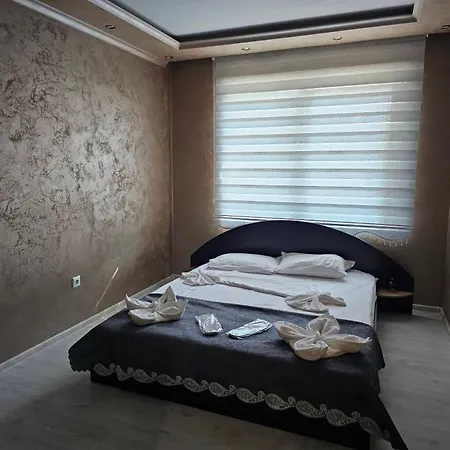 Apartamento Small Flat - Walk To Station & Cathedral *